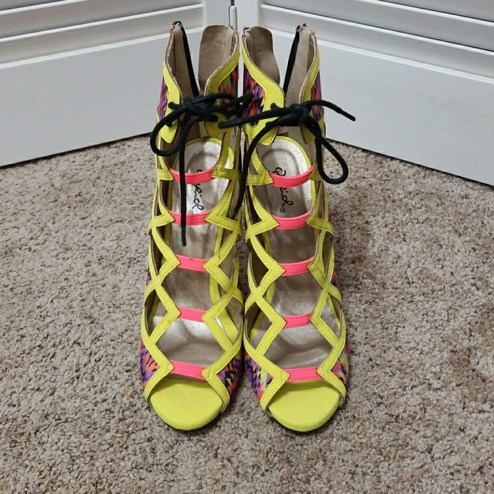 Exotic Print High Heels